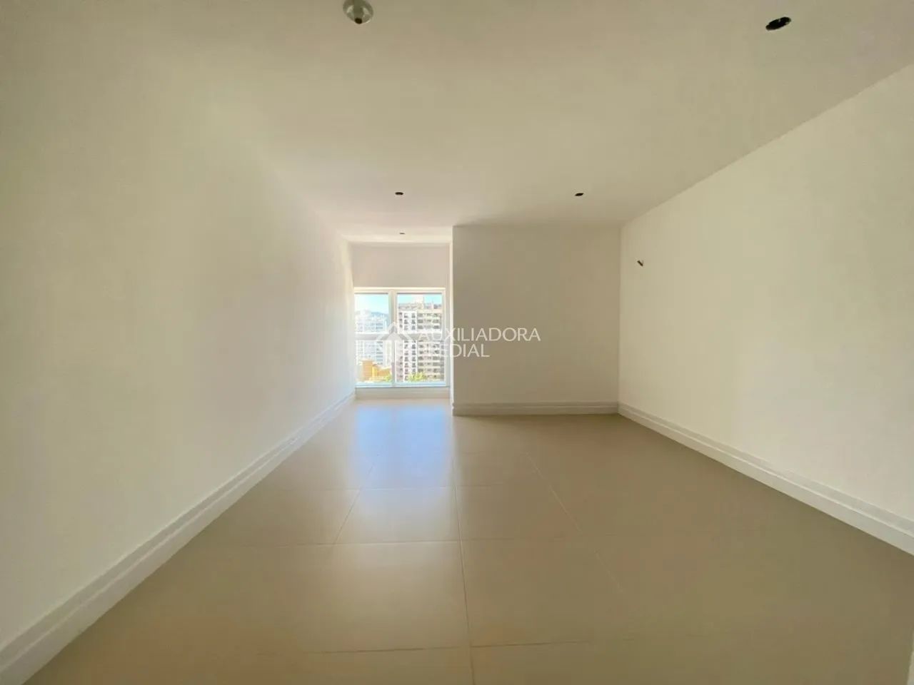 Sala Comercial Nova e Moderna com Vista Privilegiada para a Beira Mar Continental - Foto 2