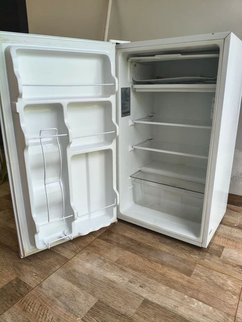 Frigobar 93l Midea - Foto 2