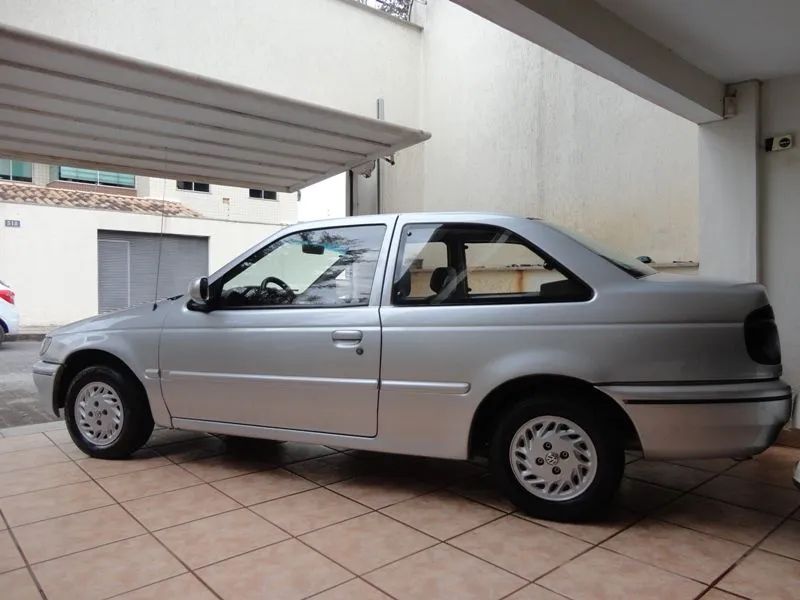 Volkswagen Logus 1.8 / CLI / CL 1994 - Foto 2