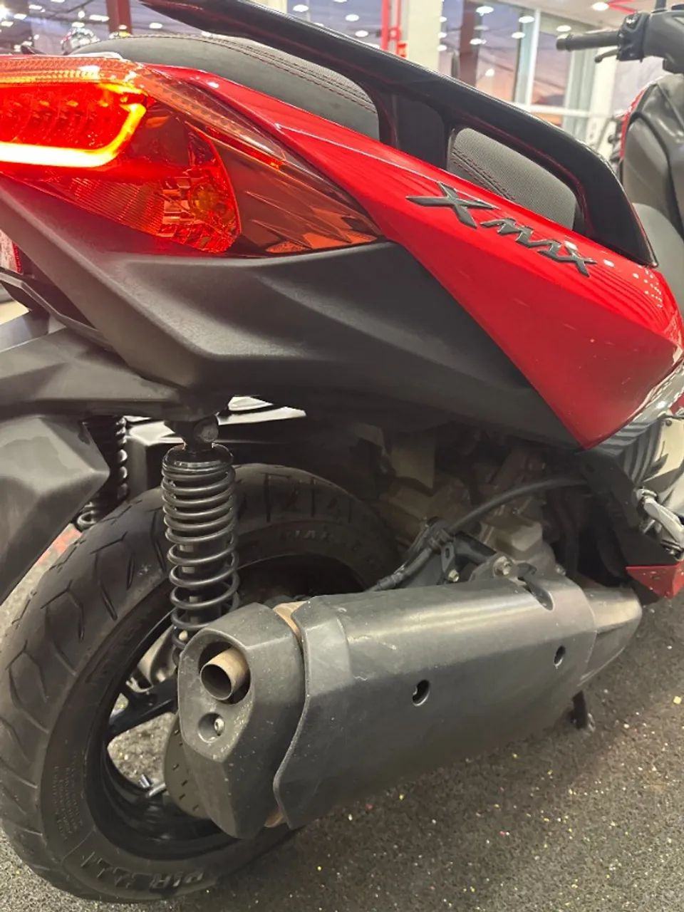 XMAX 250 - Foto 4
