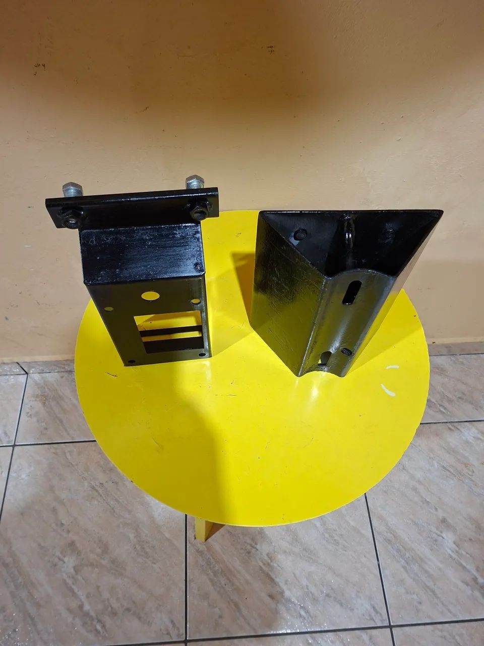 Orelhão suportes p/ fixação cúpula e do aparelho telefônico  - Foto 3
