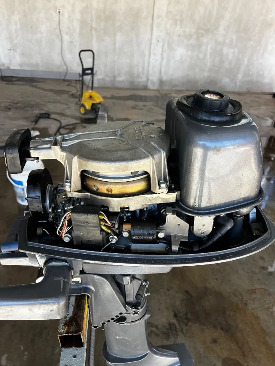 Motor popa Yamaha 4 hp - Foto 2