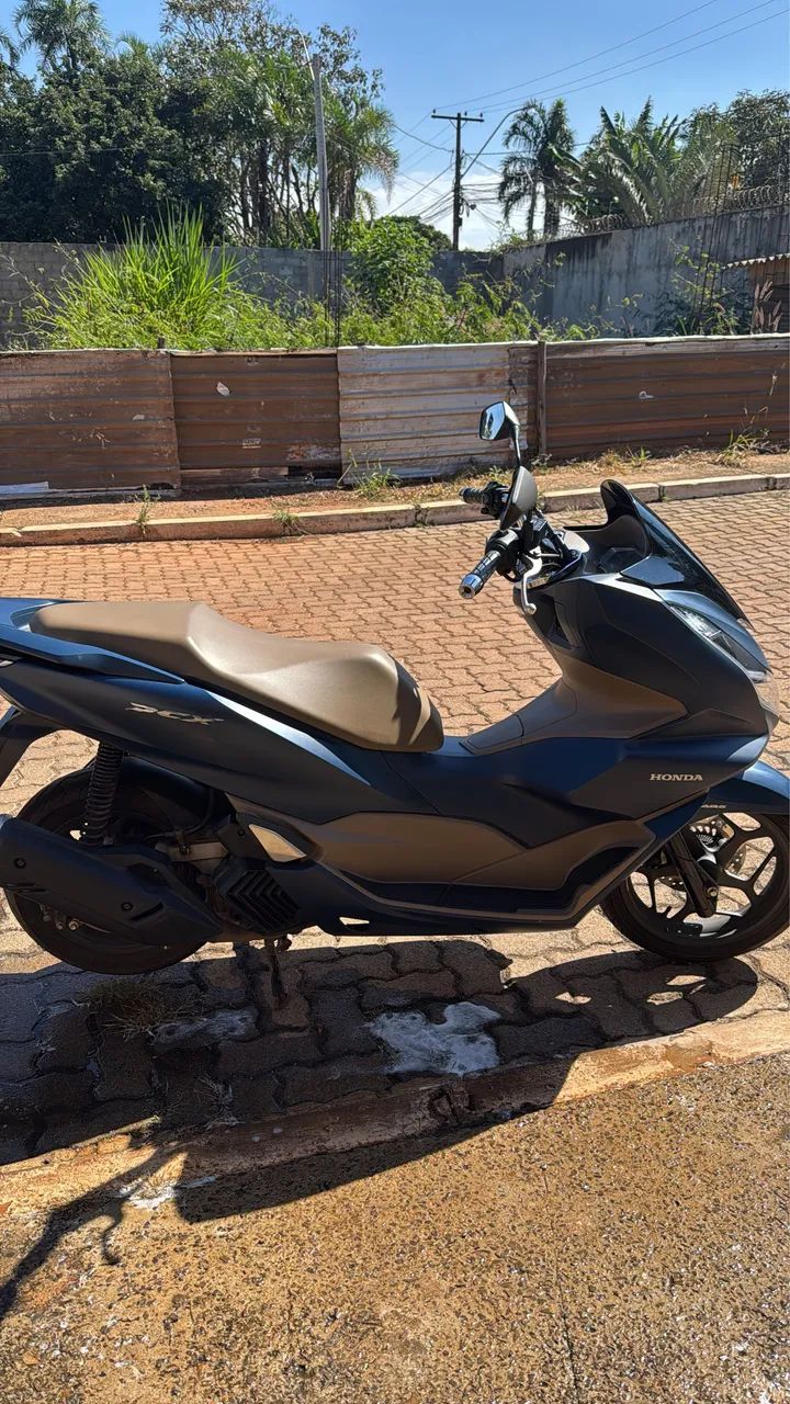 Vendo PCX DLX Semi Nova 