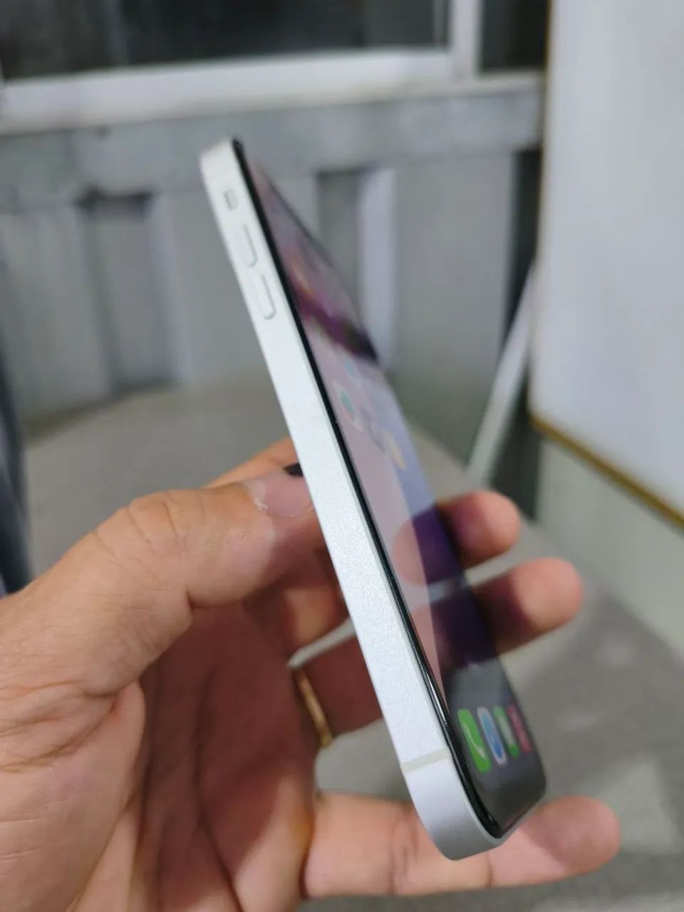 SABOR IPHONE 17 PRO IN XR  - Foto 5