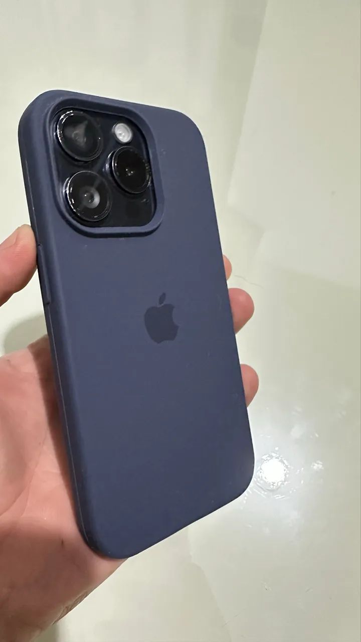 iPhone 15 pro - Foto 2