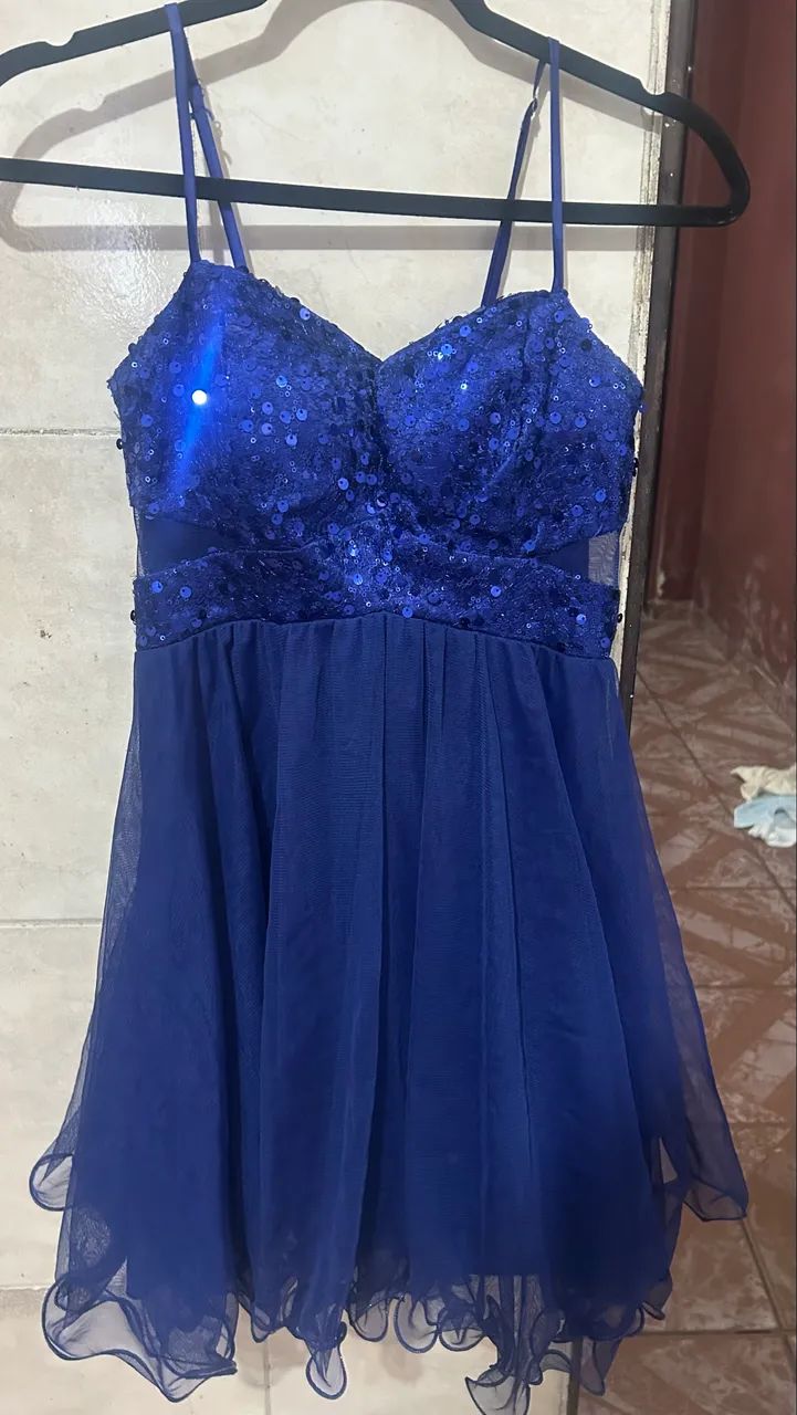 Vestido festa azul com brilho 
