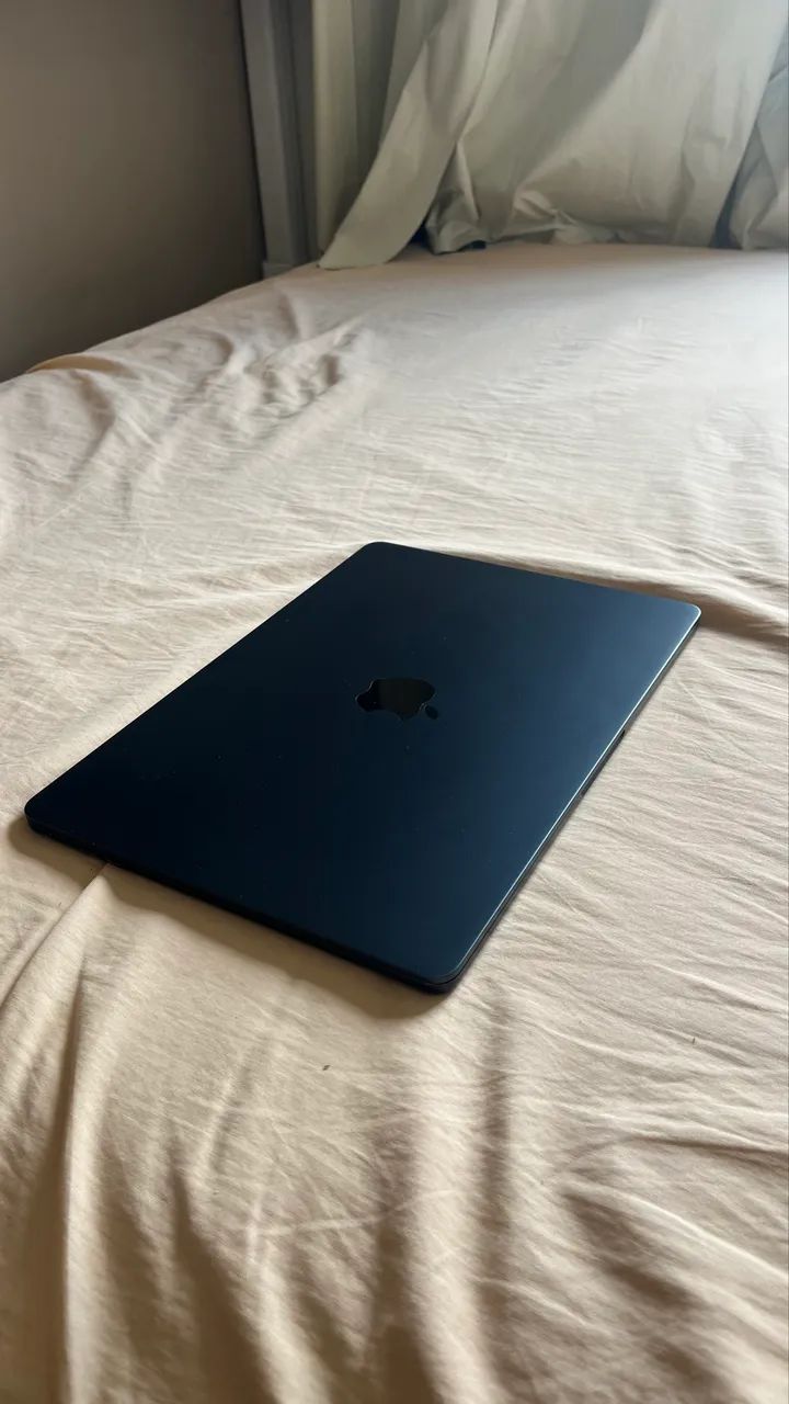 MacBook Air M2 (2022) - Cor Meia-Noite (Midnight) - Foto 5