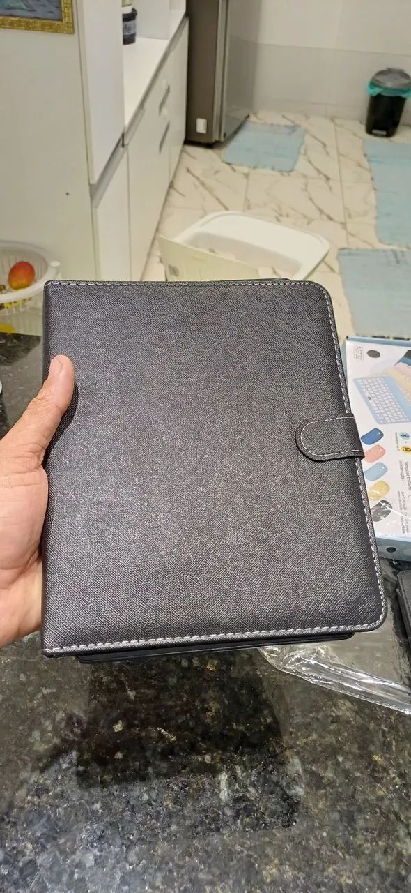 Capa universal de tablet com teclado - Foto 2