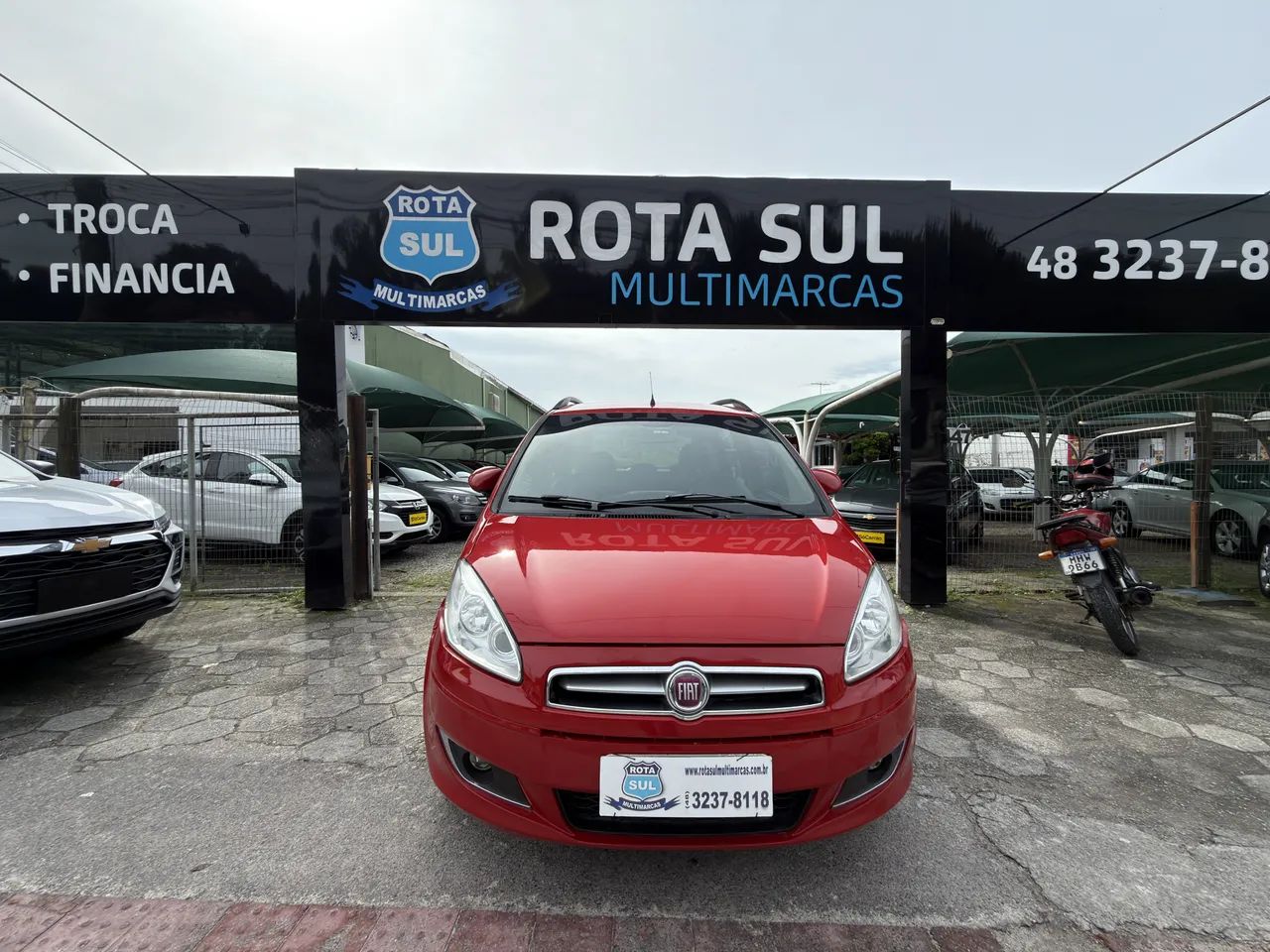 Fiat Idea Attractive 1.4 Fire Flex 8V 5P 2014 - Foto 2
