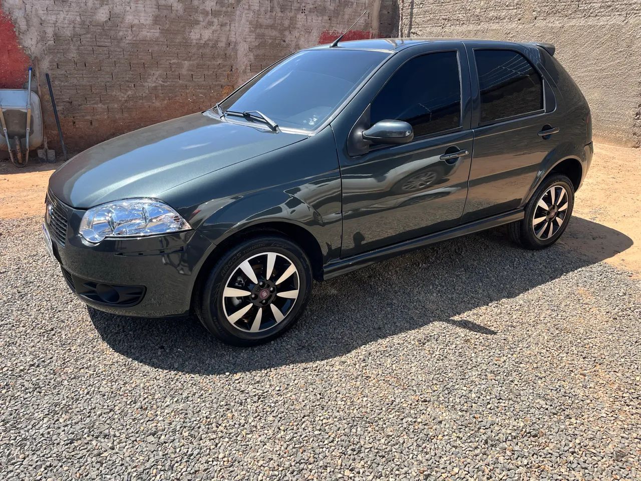 Fiat Palio Essence 1.6 Flex 16V 5P 2011