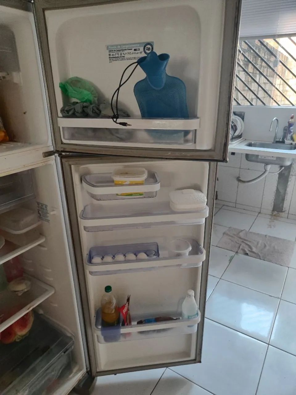 Geladeira Eletrolux 310 litros frost Free 