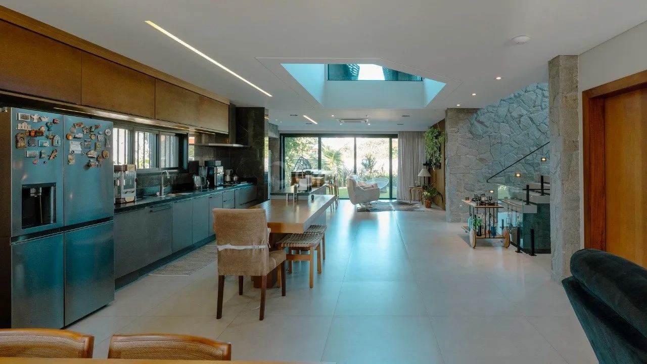 Casa de 408m² com 3 quartos sendo 1 suíte no Morro das Pedras - Foto 4