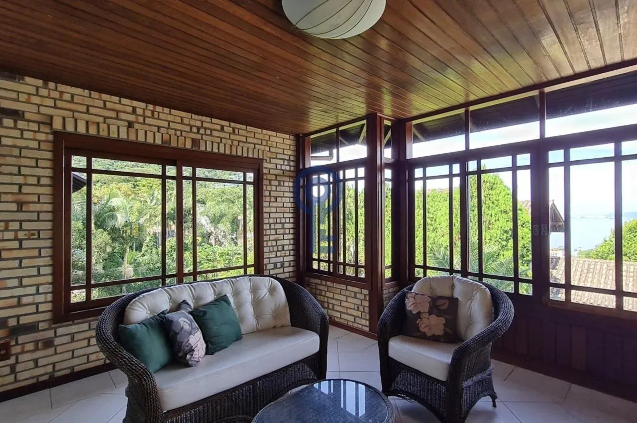 Casa 6 quartos no Sambaqui - Foto 4