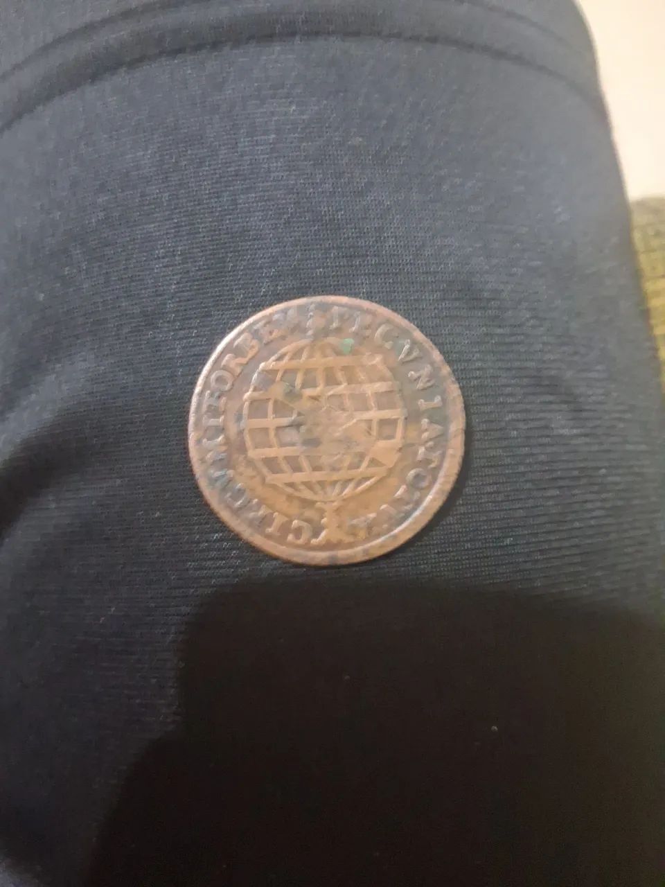 Moeda antiga em perfeito estado - Foto 2