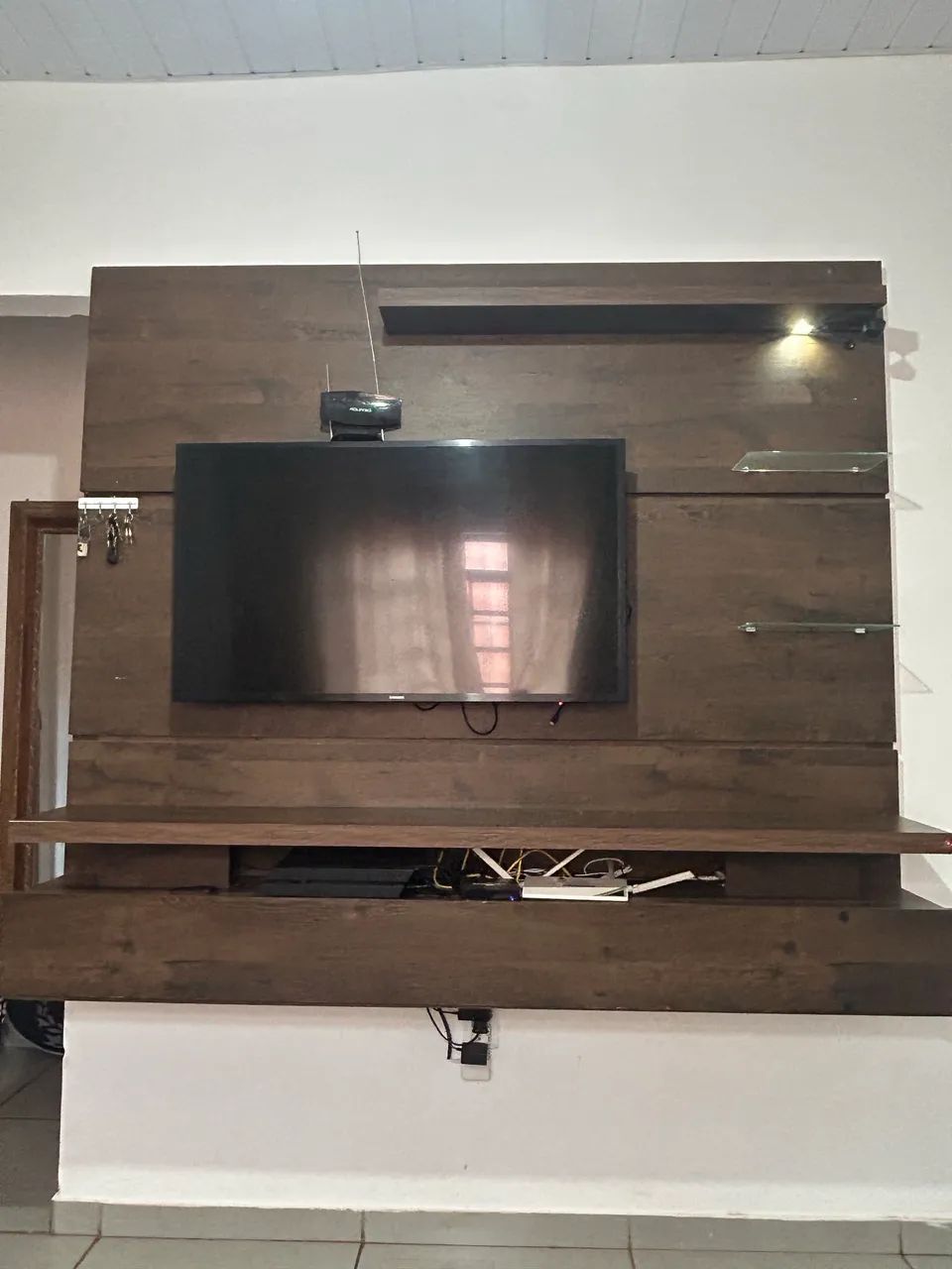 Vendo painel para tv grande - Foto 2