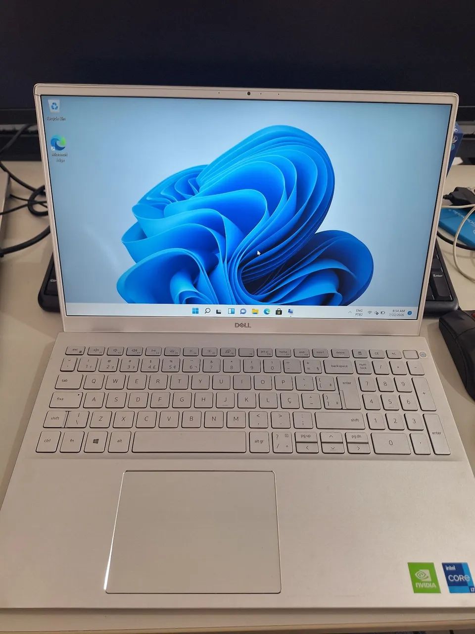 Dell Inspiron 5502 i7 8GB - Foto 3
