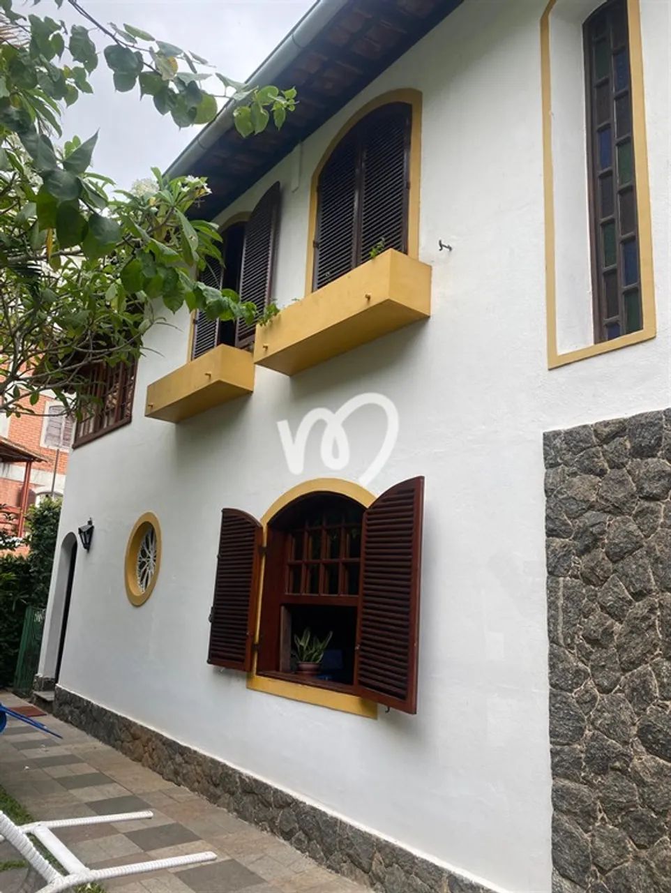 0 - Casa 5 quartos, sendo 2 suítes - Foto 3