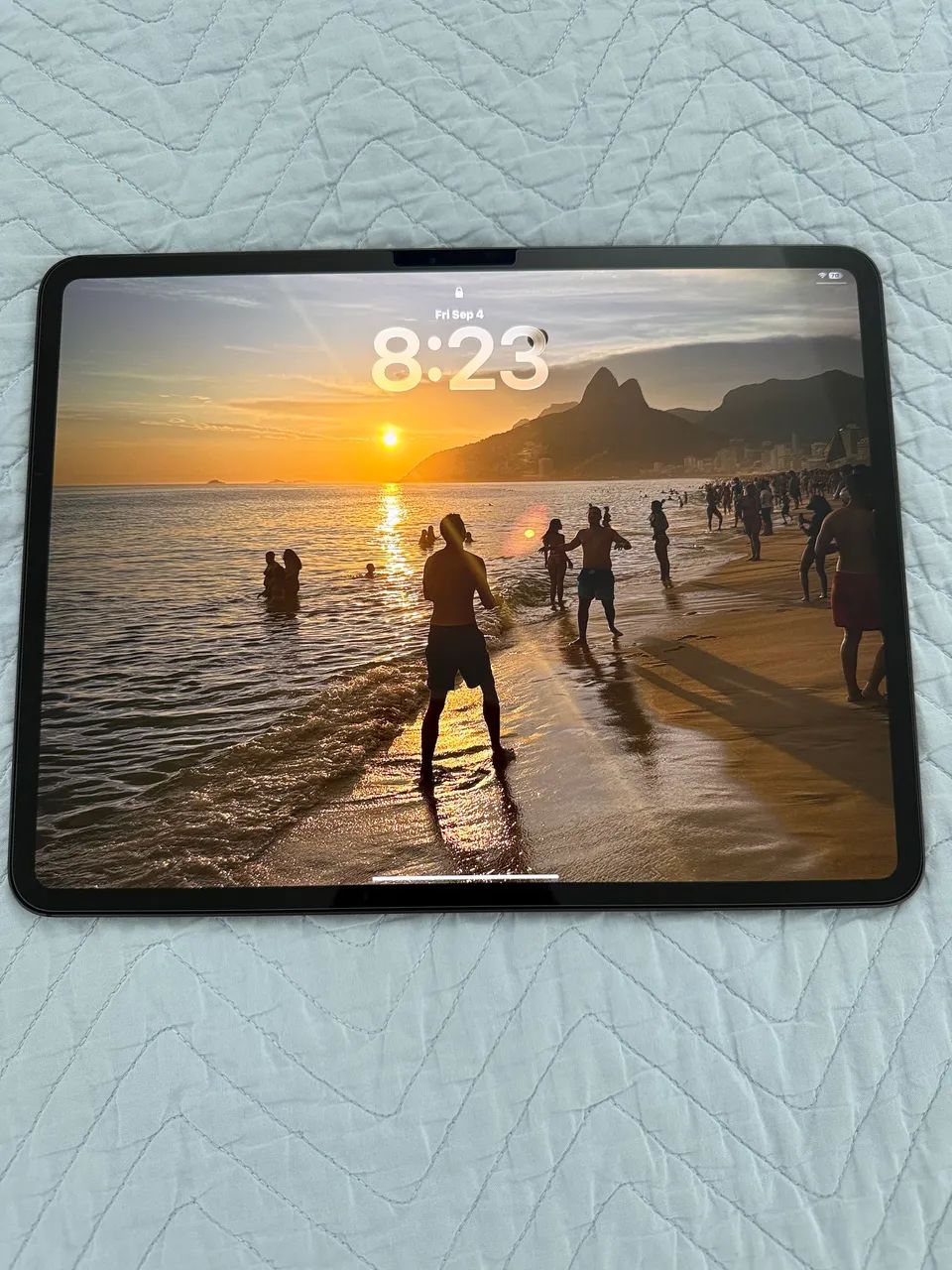 iPad Pro M4 Apple de 13 polegadas com Magic Keyboard em Estado de Novo - Único Dono - Foto 2
