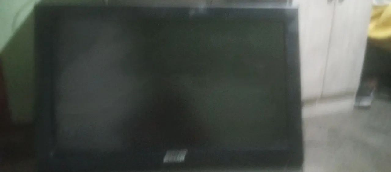 TVs com tela quebrada  - Foto 3