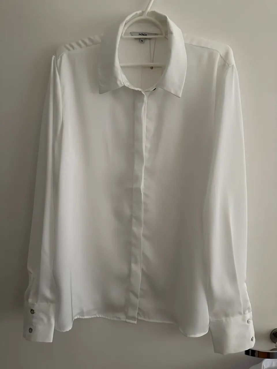 Blusa de cetim 
