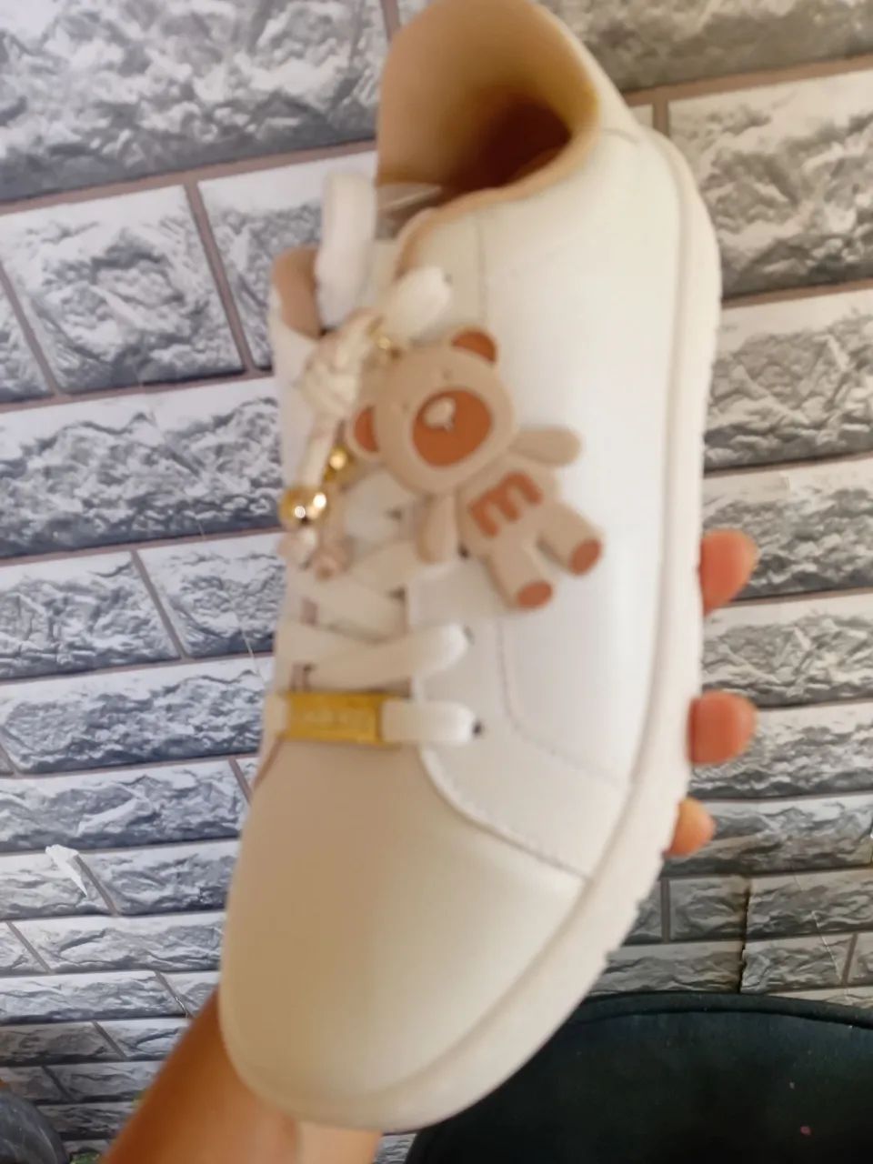 Tenis branco da moleca numero 35 - Foto 2