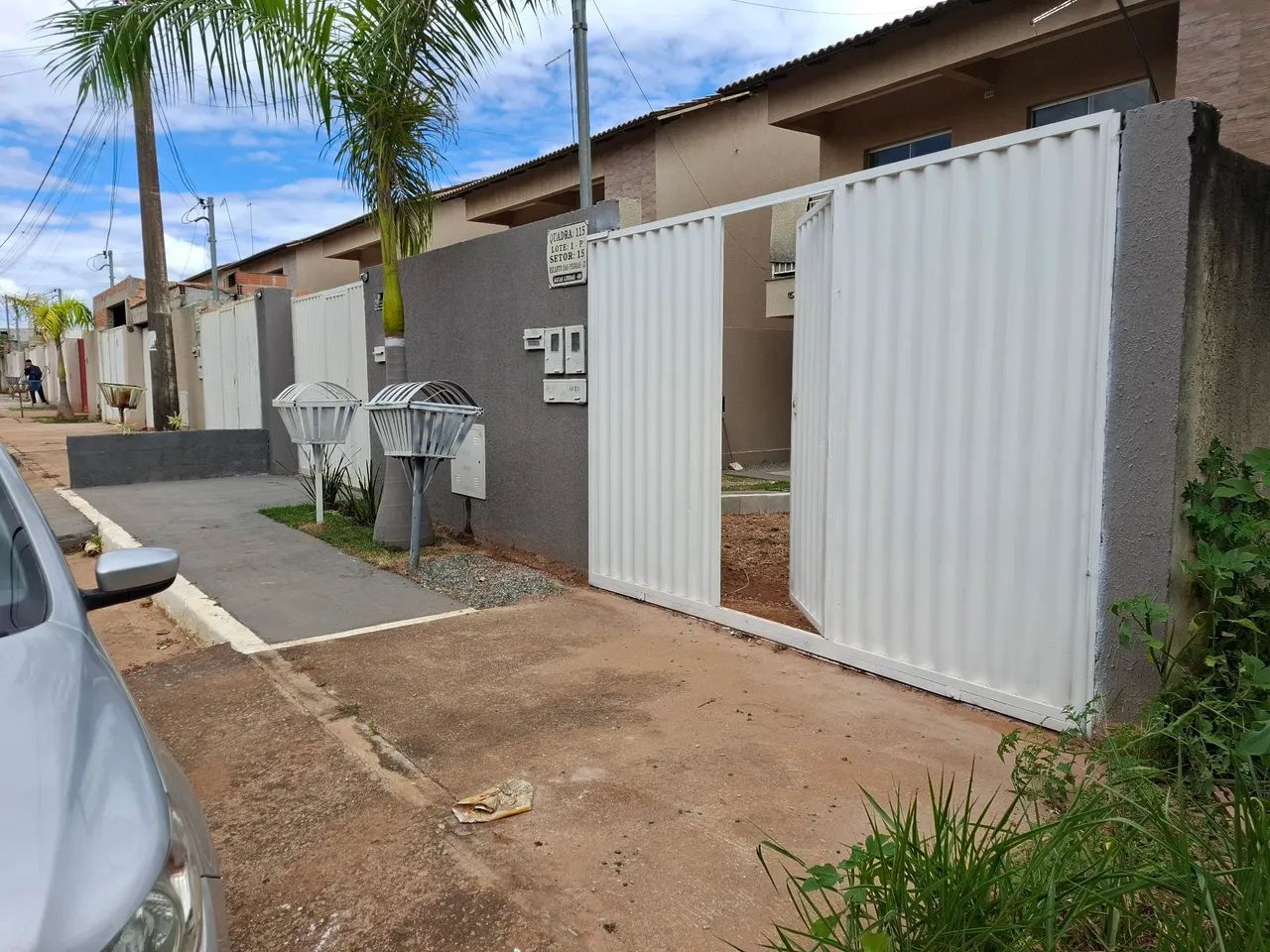 APARTAMENTO 2 QUARTOS COM VARANDA E GARAGEM - OPORTUNIDADE! - Foto 2