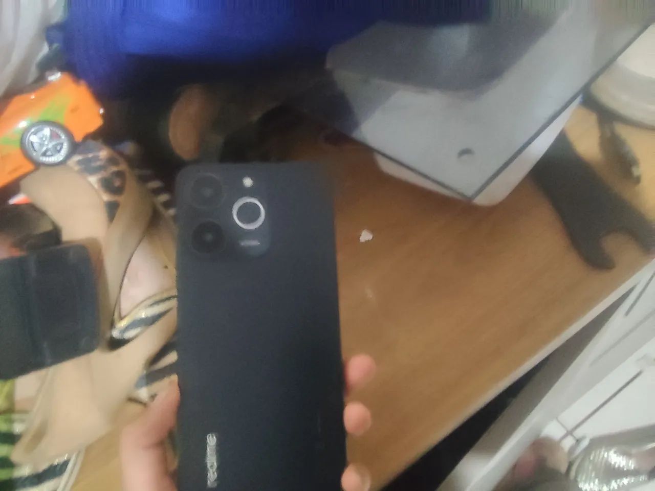 Realme note 70