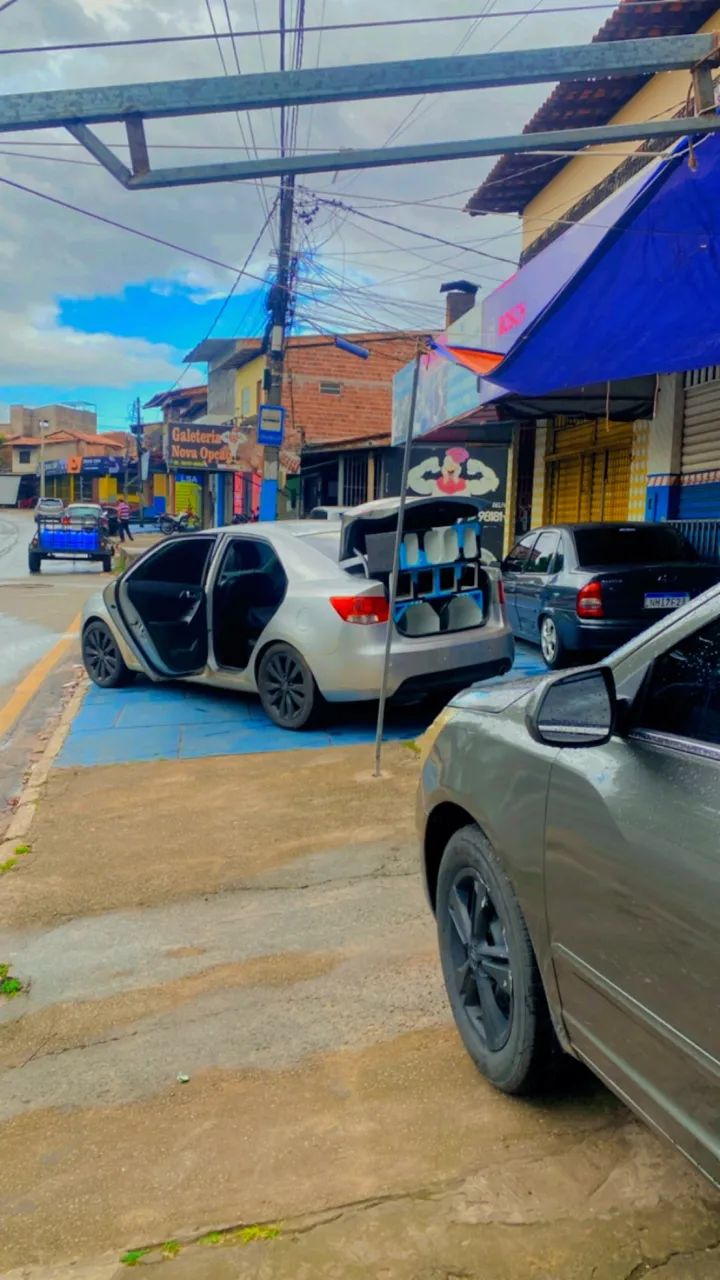 Caixa de som automotivo 