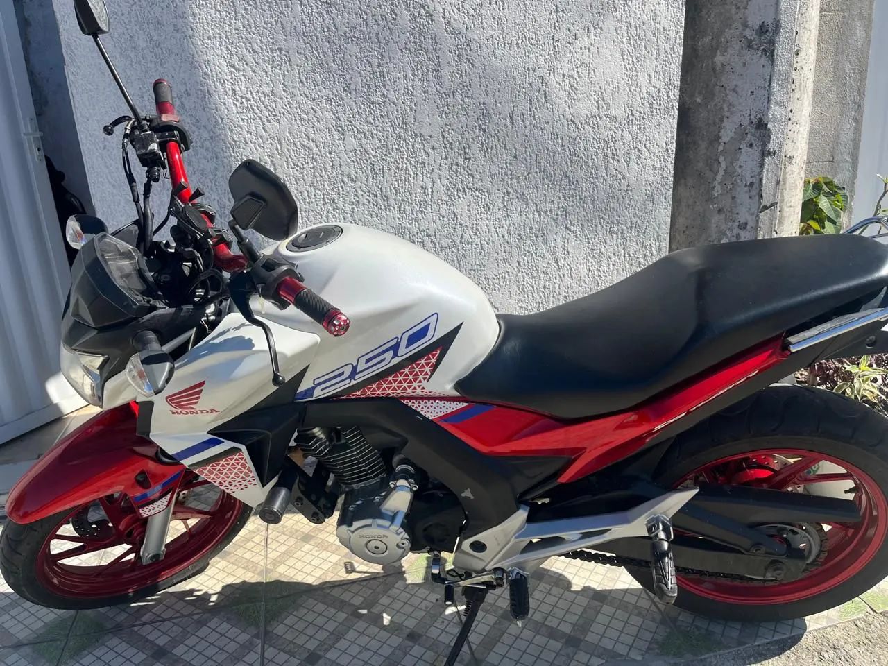 Honda cb250f 2016  - Foto 2