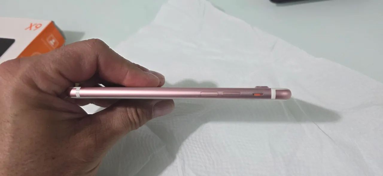 Vende-se  iPhone  7 plus 128 GB - Foto 3