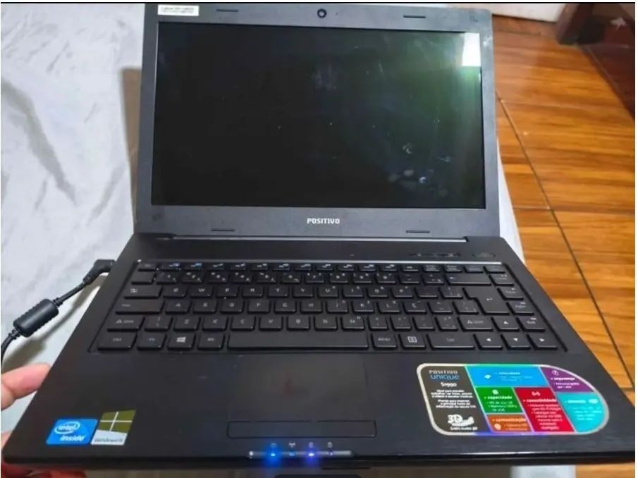 Notebook Positivo Unique