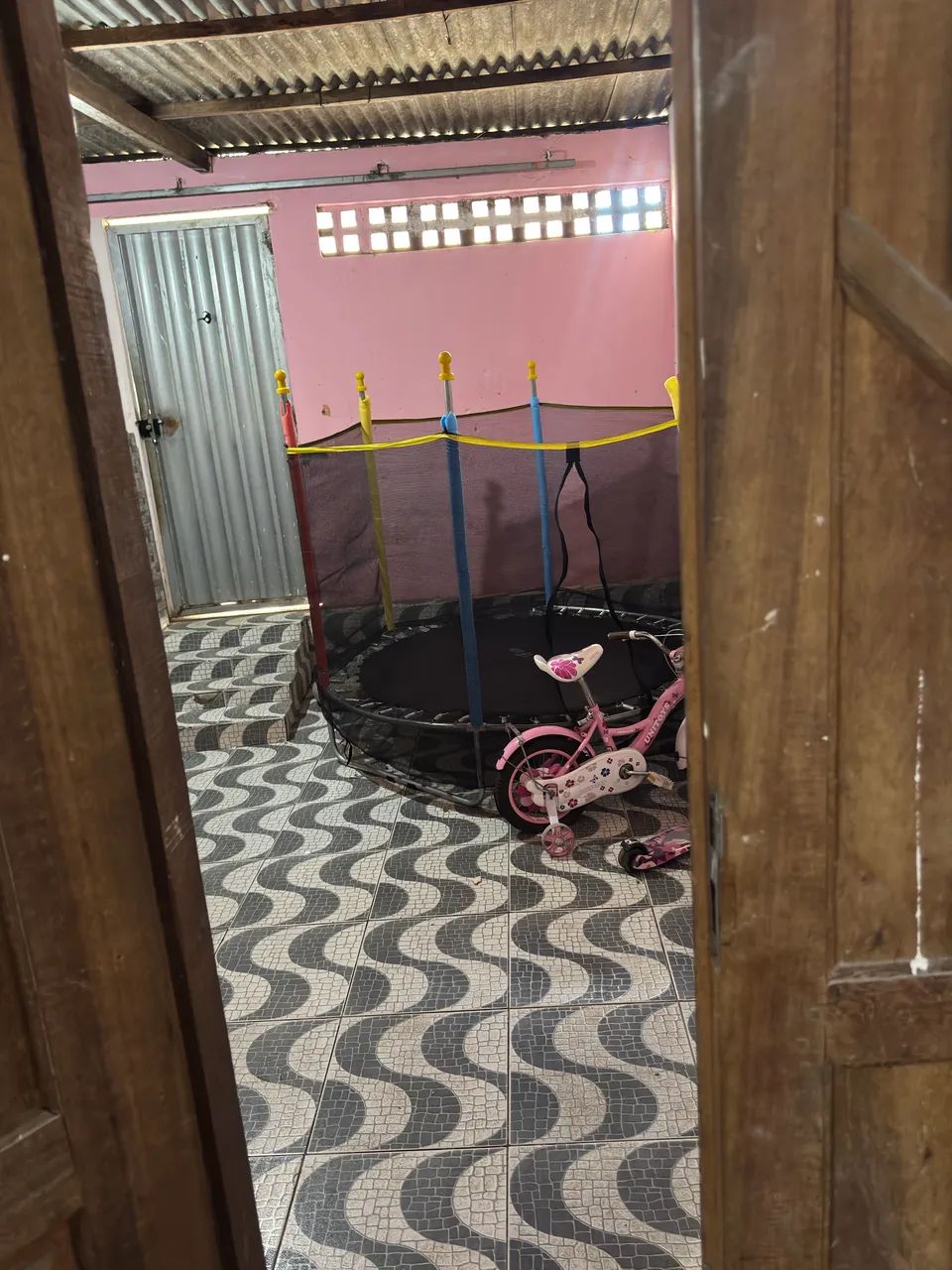 Vende-se casa ampla  - Foto 2