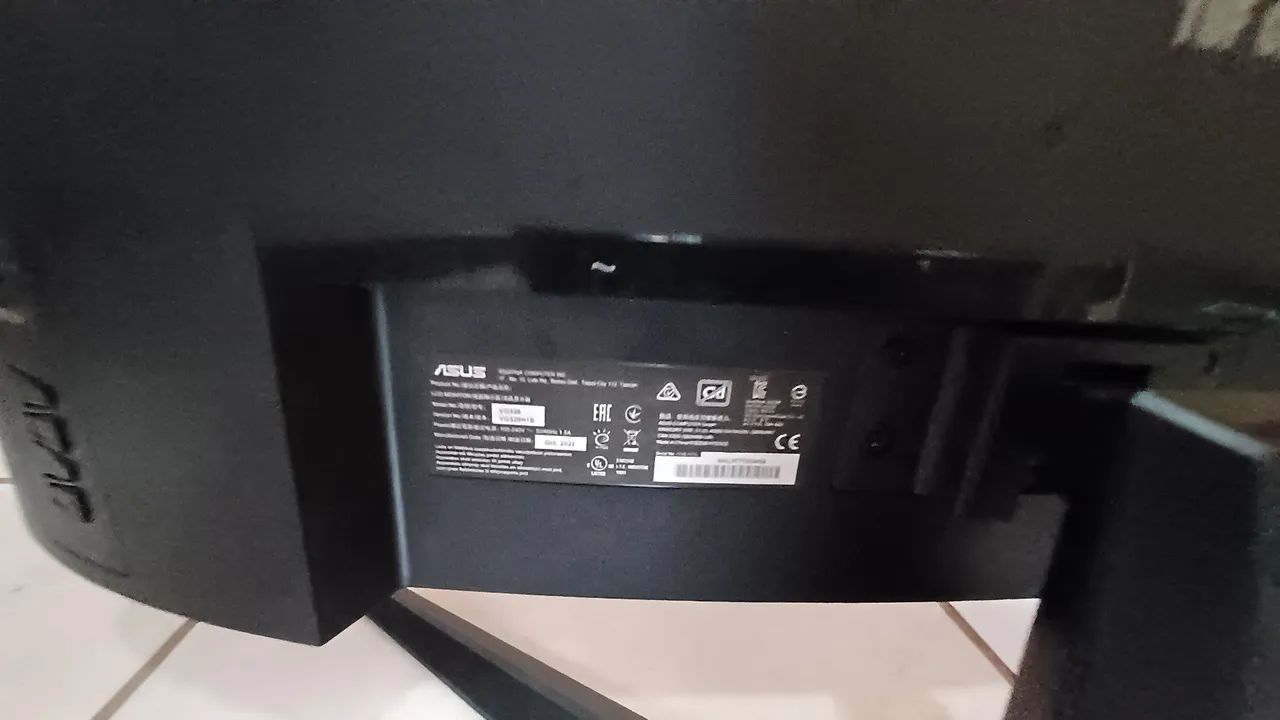 MONITOR ASUS TUF CURVO 32 - Foto 4