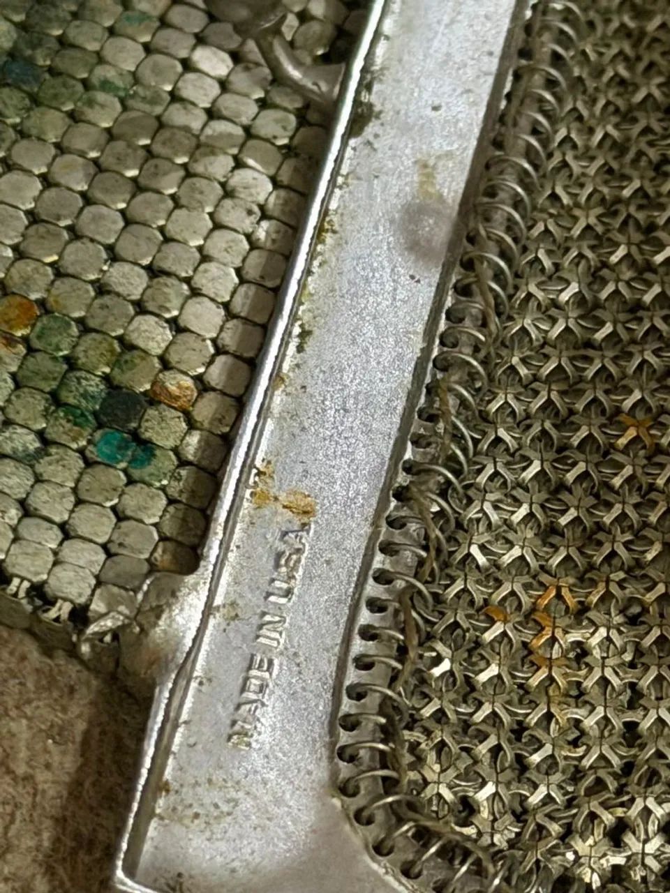 Bolsa sem corrente prateada - Foto 3
