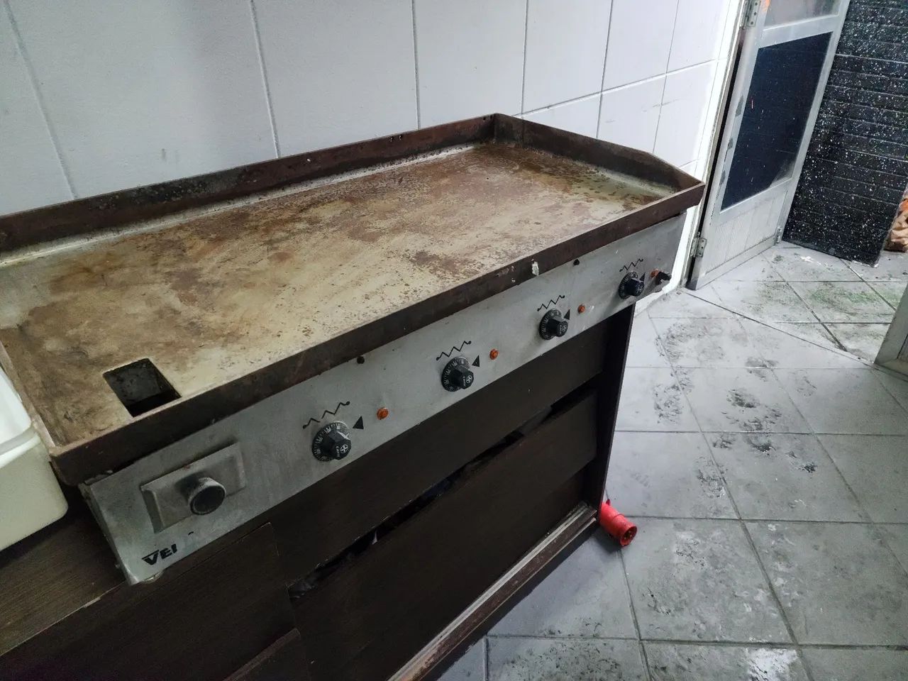 Chapa eletrica venancio ce100 220v