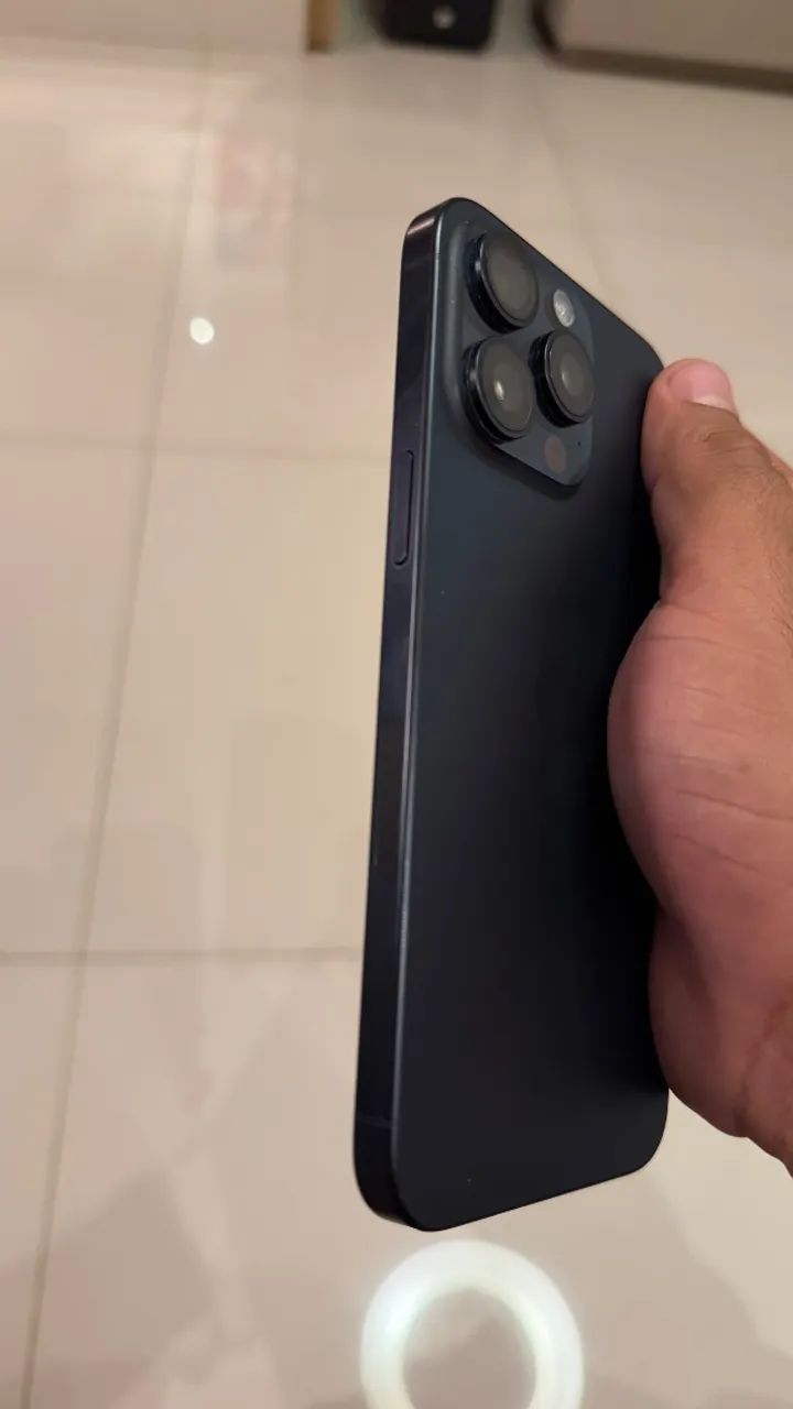 iPhone 15 Pro Max  - Foto 3