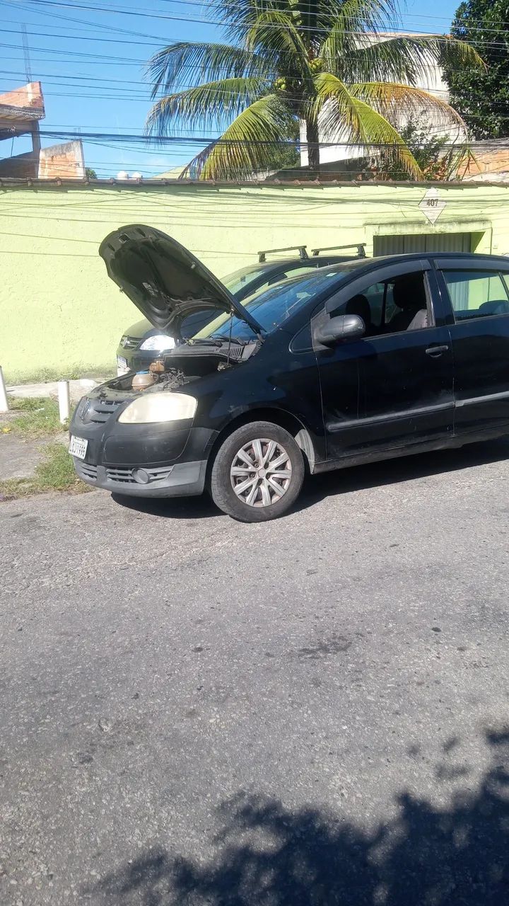 Volkswagen Fox Fox Plus 1.0Mi/ 1.0Mi Total Flex 8V 4p 2008