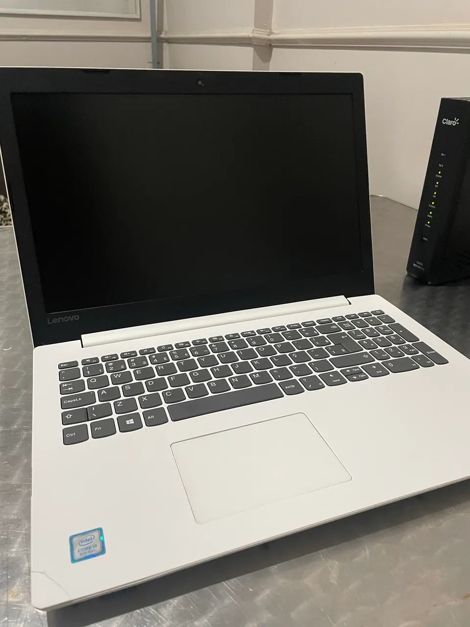 Vendo Notebook Lenovo IdeaPad 330-15IKB