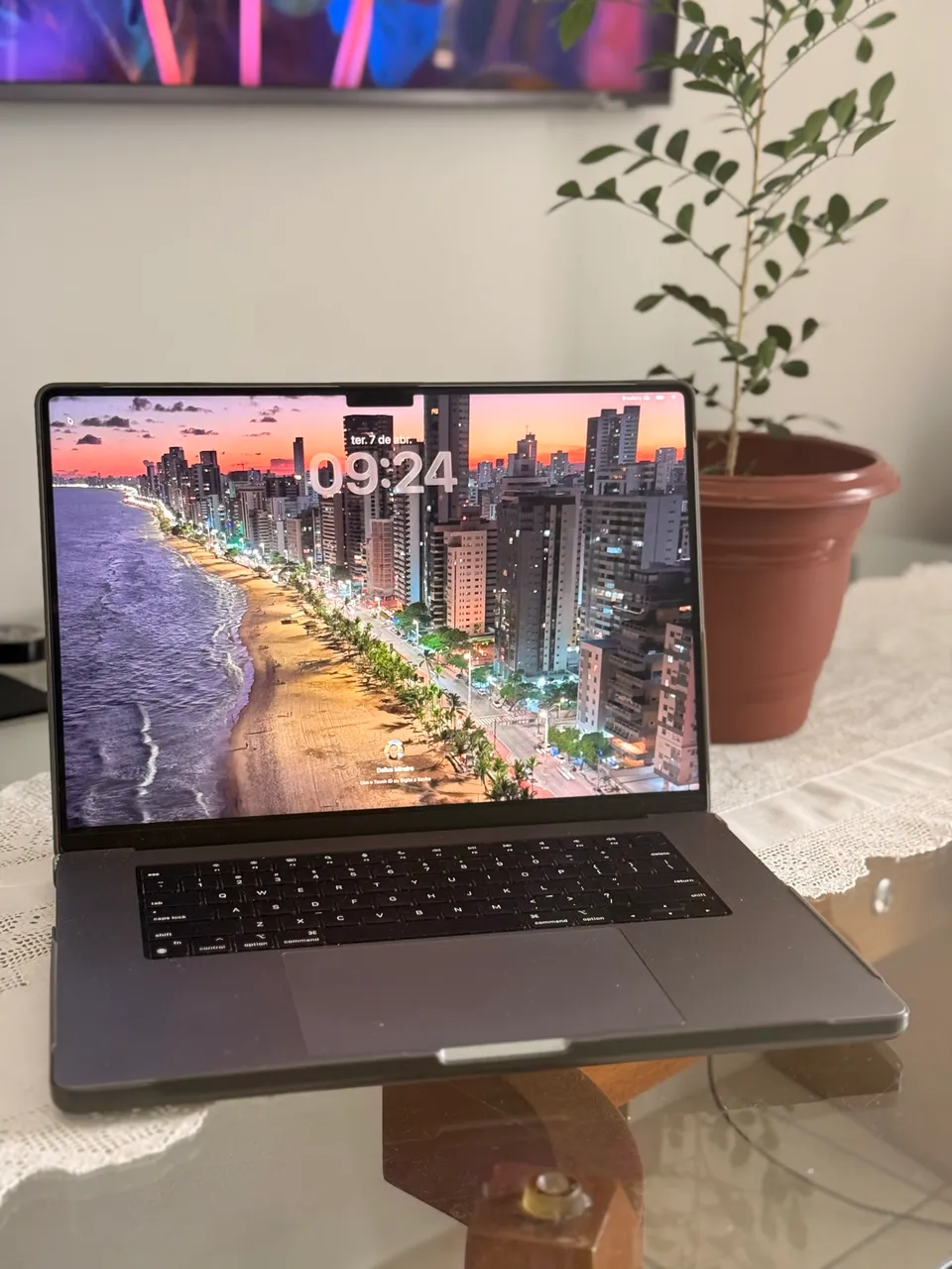 Macbook Pro 2021 M1 Pro 16GB / 512GB SSD 14 Pol - Notebooks