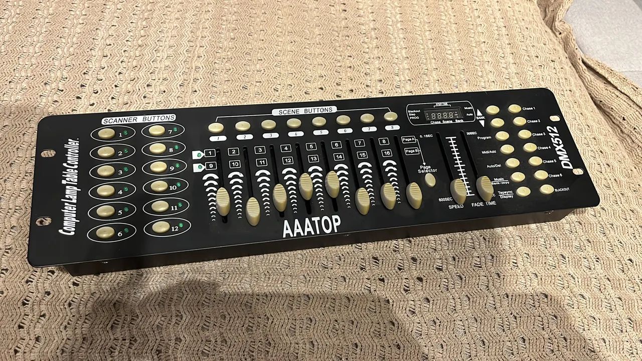 DMX 512 Mesa controladora 
