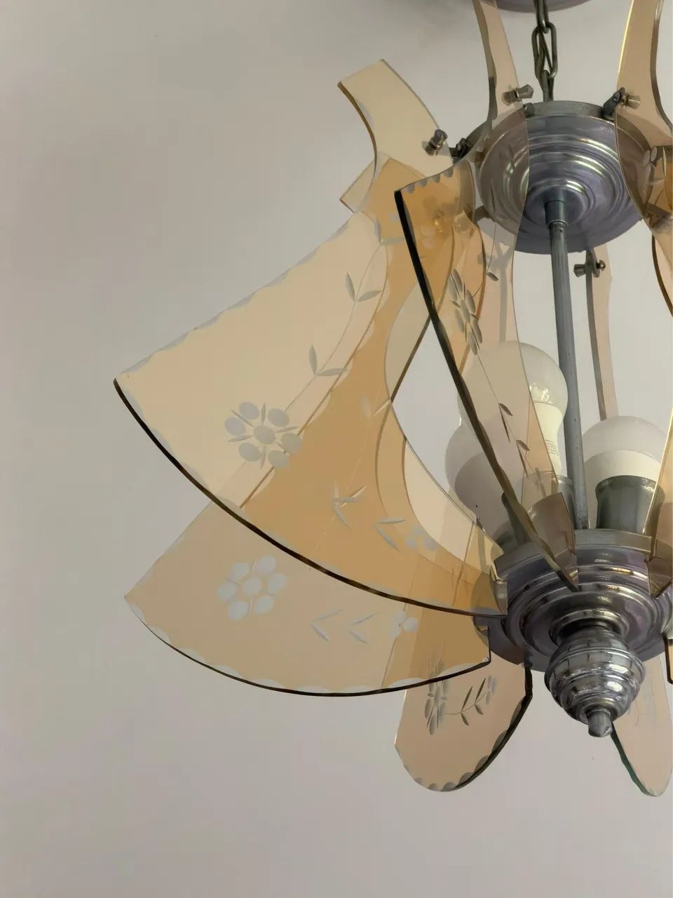 Lustre Retrô Antigo 8 pétalas anos 70  - Foto 3