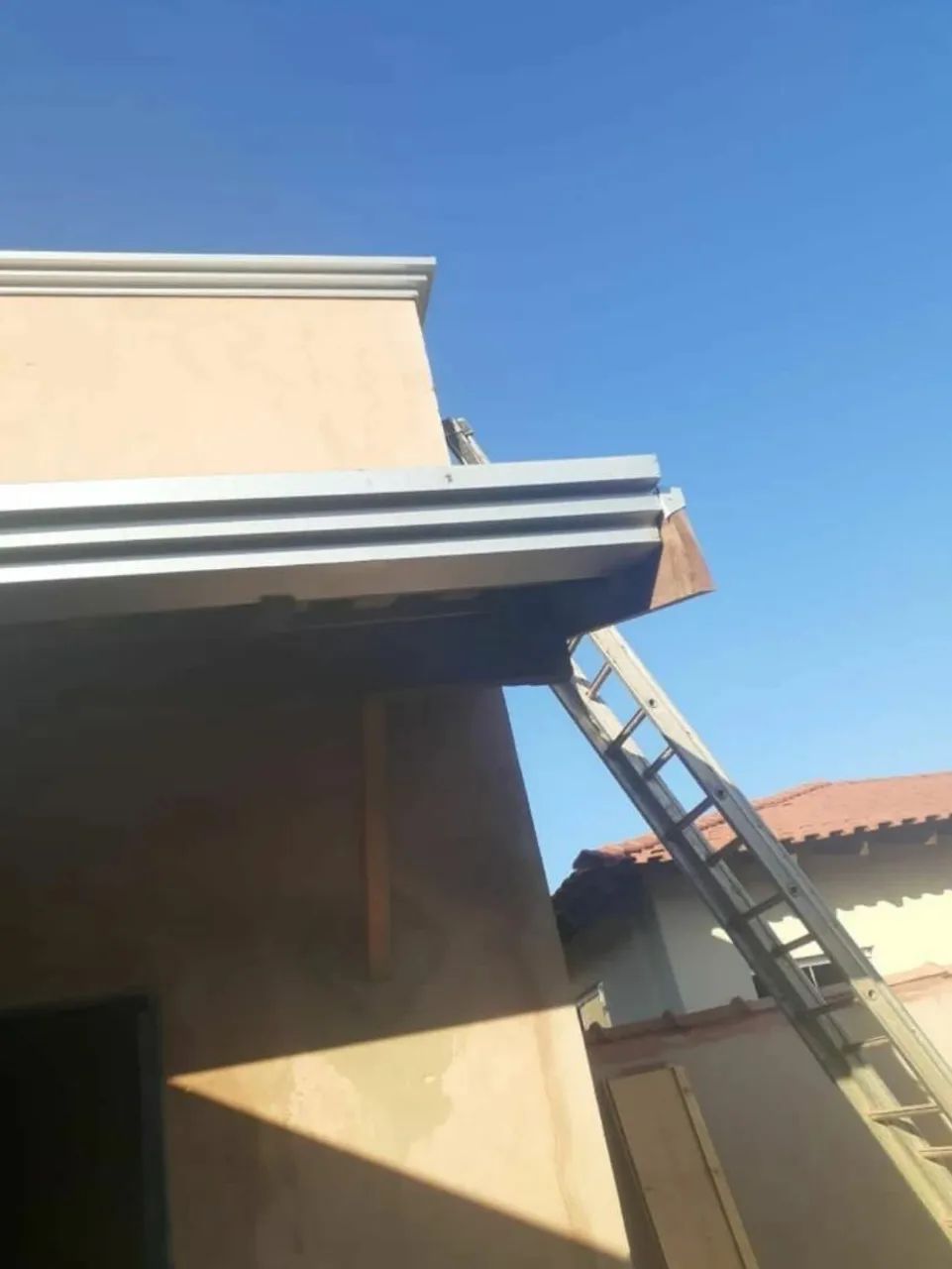 Calhas rufos Limpeza e manutenção  - Foto 5