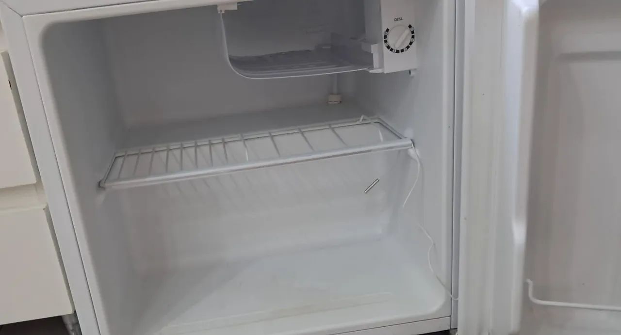 Frigobar Britânia 47l - Foto 2