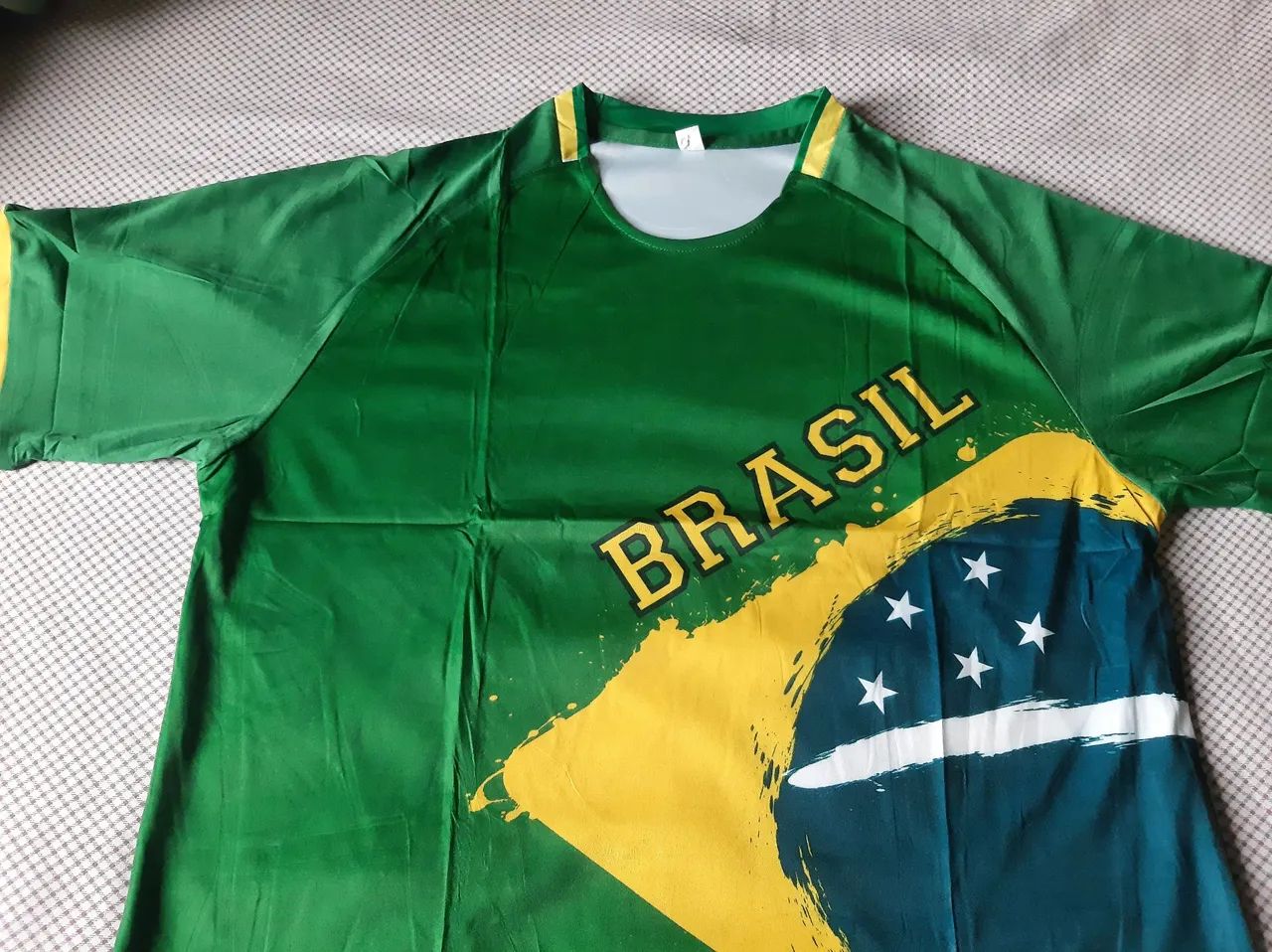 Camisa Brasil Tam.G nova sem uso! - Foto 2