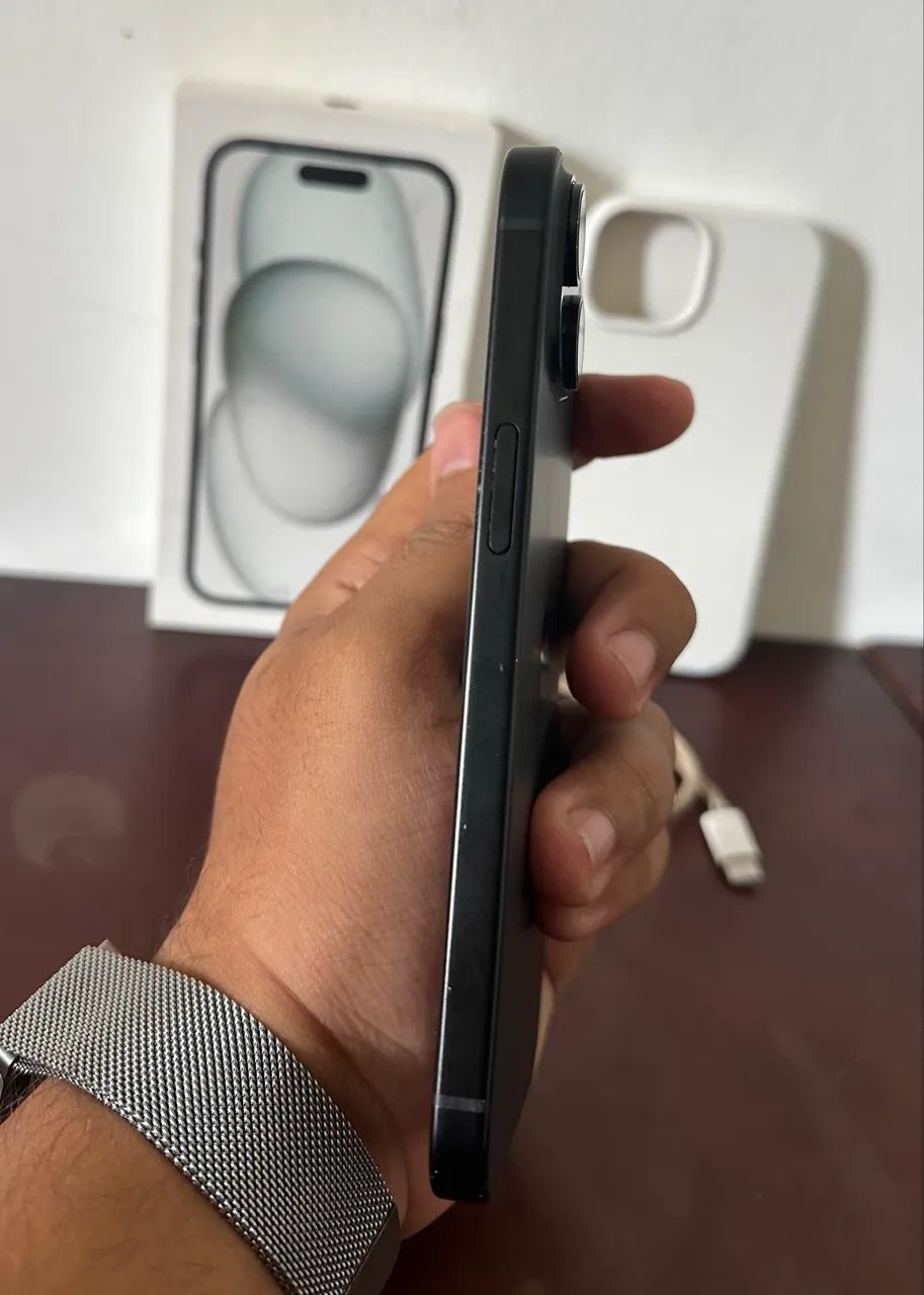 iPhone 15 - 128GB ORIGINAL  - Foto 3
