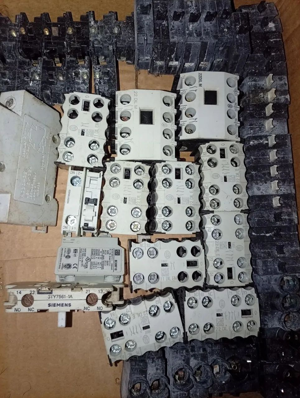 Electrical Material Combo - 60 Auxiliary Contact Blocks for Control and Signaling
