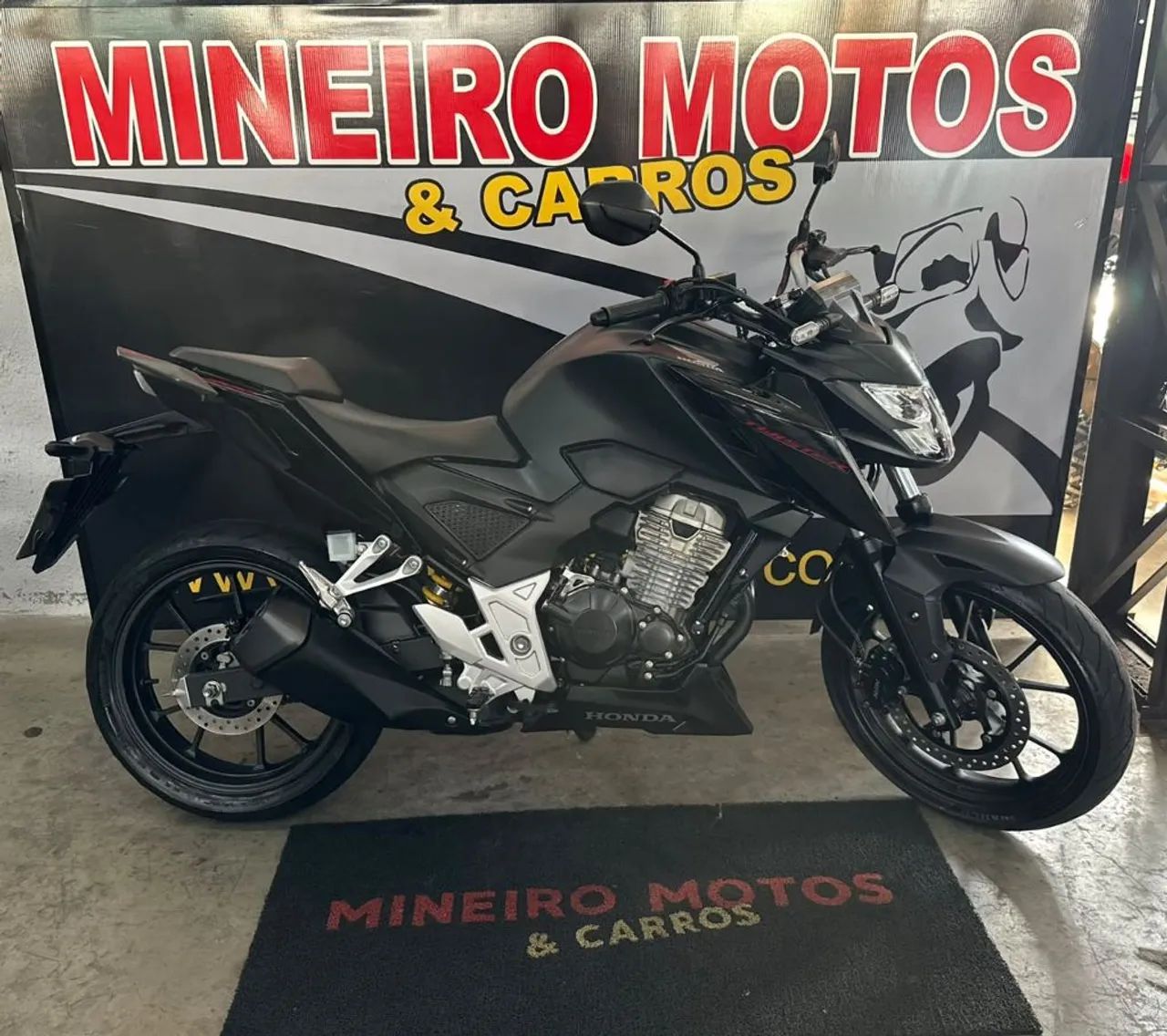 CB 300F Twister Flex