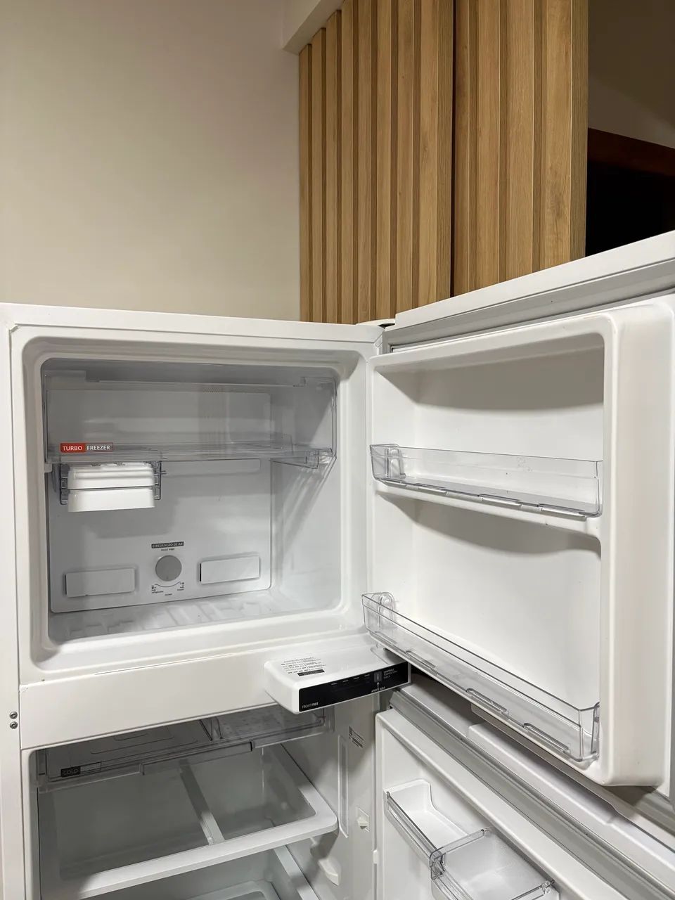 Geladeira Brastemp 375L (Semi-Nova) - Foto 2
