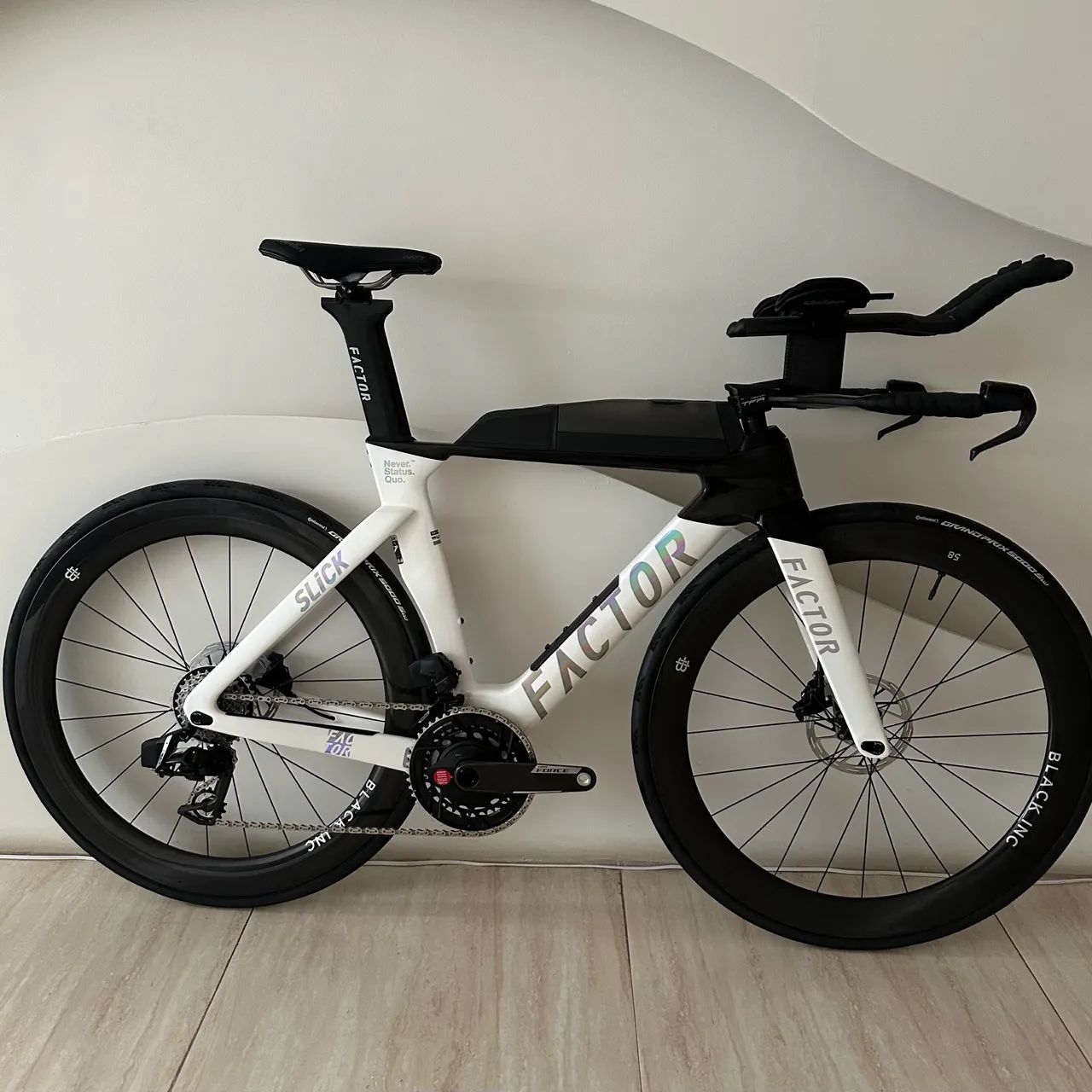 Bike tt Factor Slick SRAM force axs 