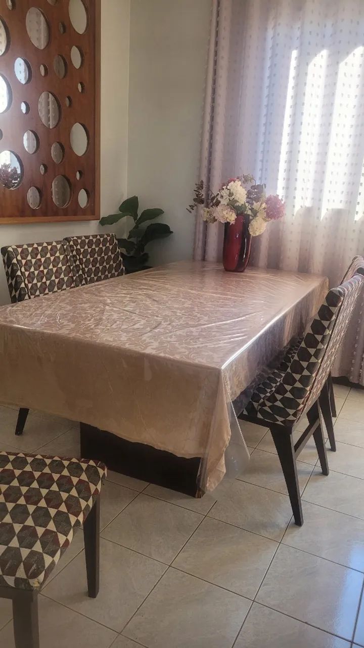 Mesa de jantar retangular madeira maciça super resistente em ótimo estado de conservação.  - Foto 2